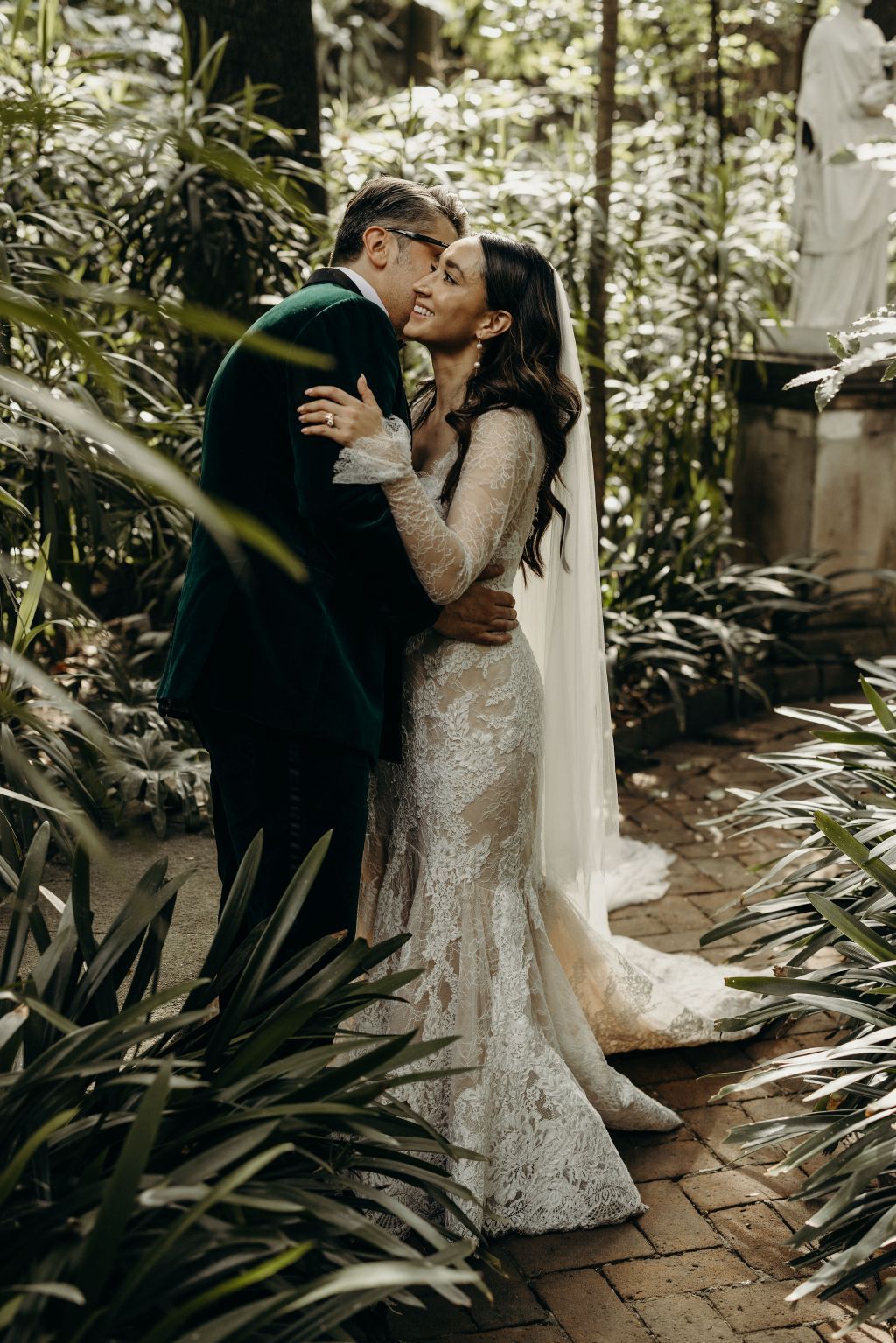 Modern-And-Minimalistic-Museo-Casa-de-la-Bola-Wedding-046