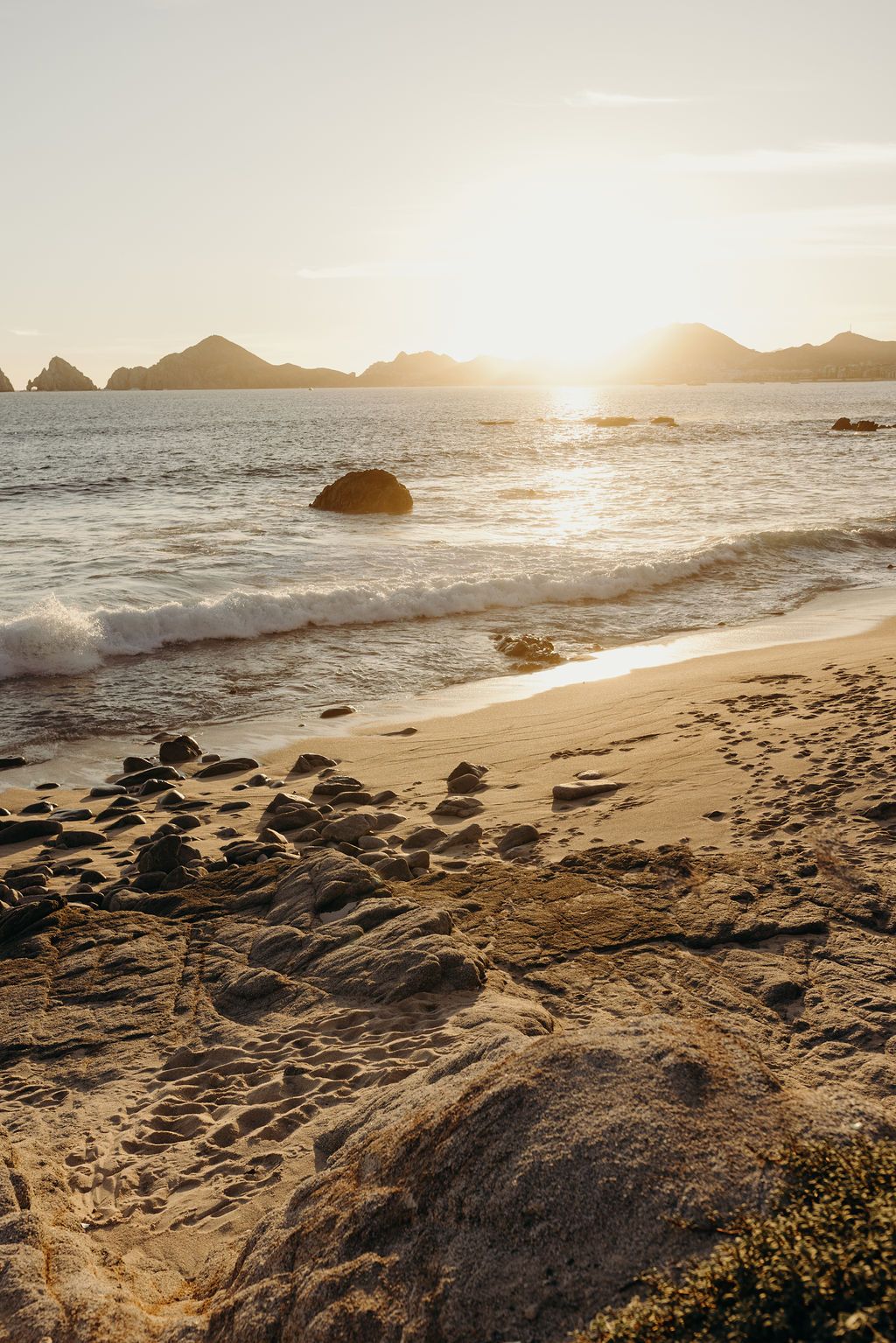 Luxury Los cabos wedding at The Cape Memorybox Photography