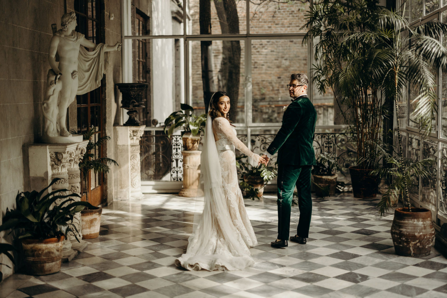 mexico city museo de la bola wedding by memorybox photography